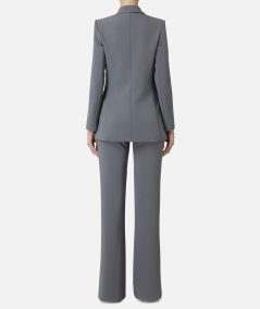 Tailleur in doppio crêpe stretch con giacca dritta e pantalone a palazzo