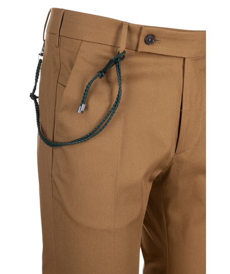 PANTALONE MORELLO