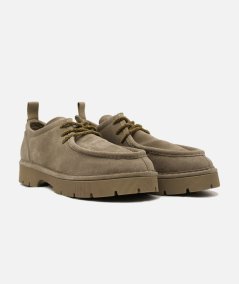 Scarpa allacciata P99 in Suede