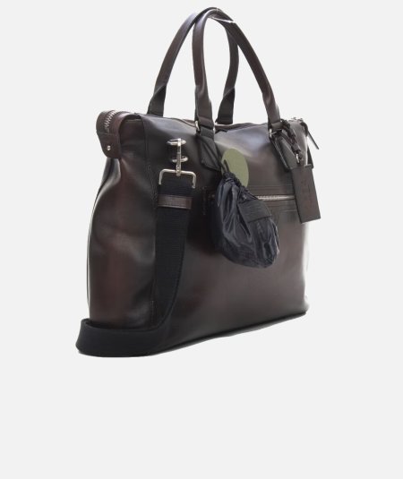 Bag with removable shoulder strap